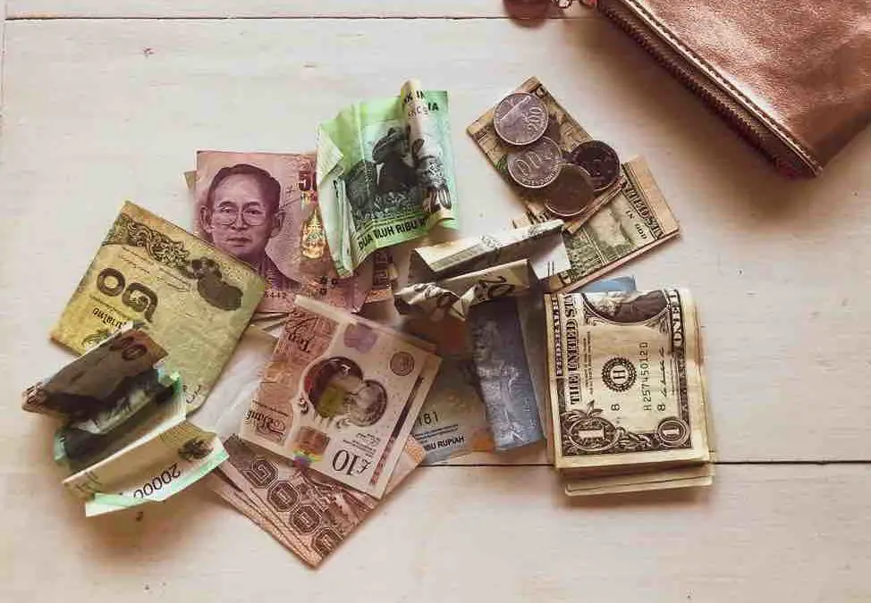 Money Belt, Money Travel Documents,Credit Cards, Secure Waist Wallet Stock  Photo - Alamy
